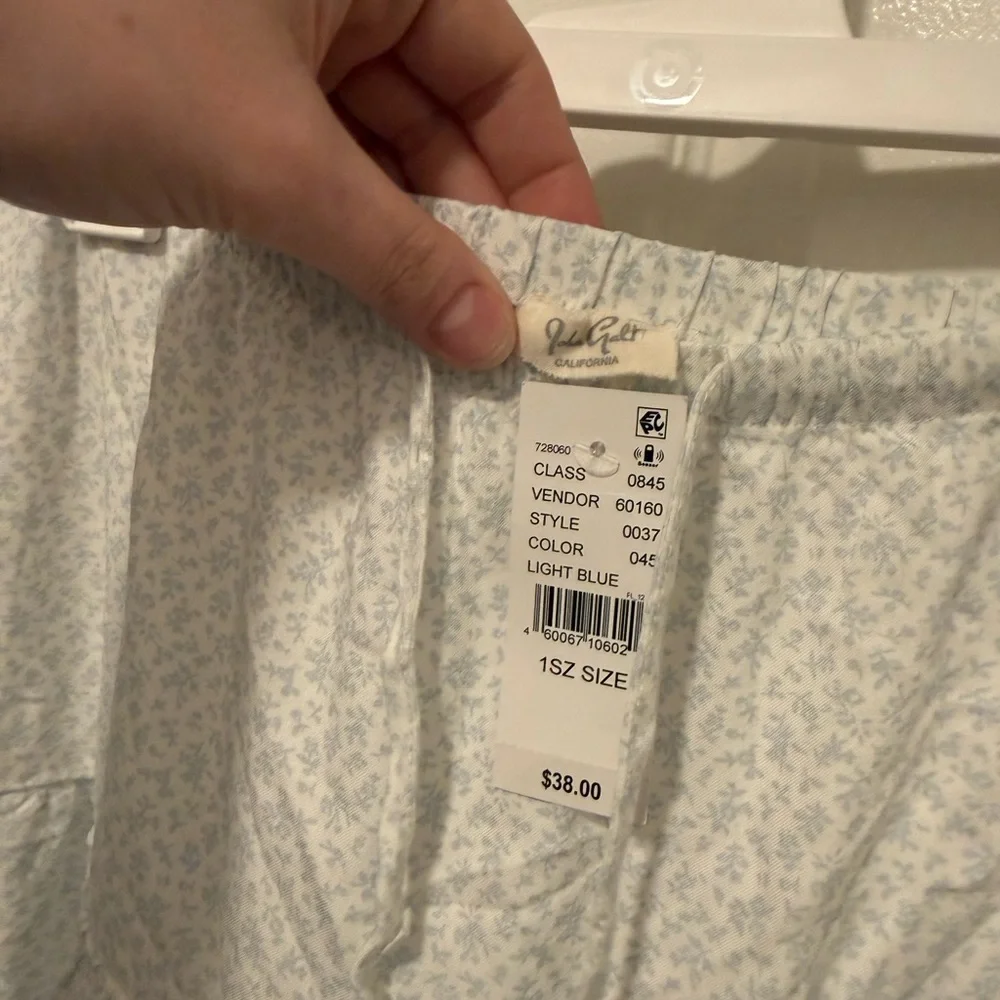 Brandy Melville Light Gray Maxi Skirt - Picture 2 of 5